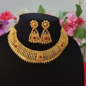 Gold plated bollywood Indian Pakistani necklace stud set